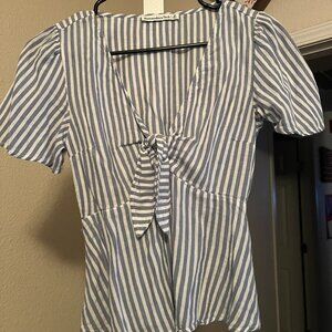 Abercrombie & Fitch Women's XS Tie-Front Tie Front Loose Sleeve Striped Blouse